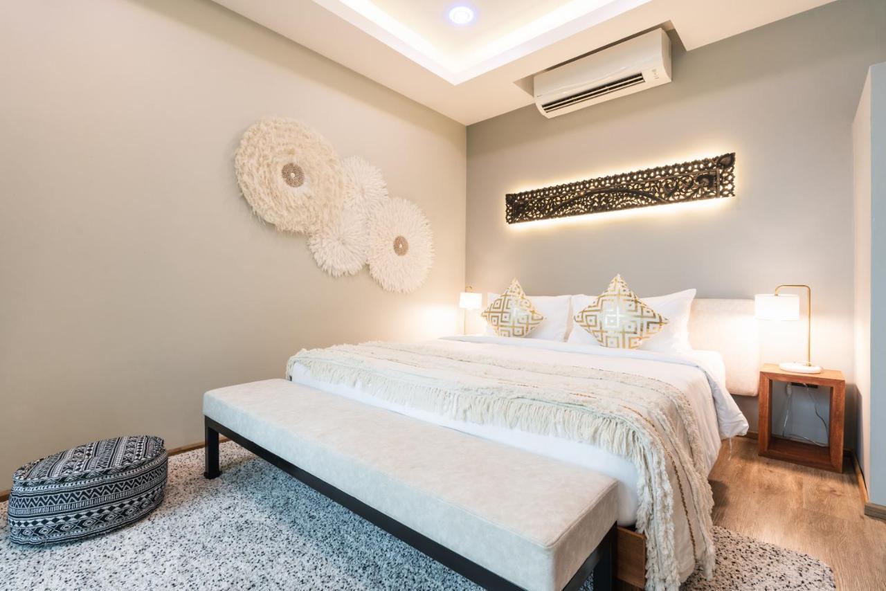 Zee Luxury Boutique Hotel Hinkong Exterior photo